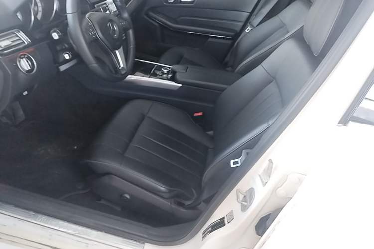 Used Mercedes-Benz E-Class 2015 Facelift E 200 L Sport Edition Left Front Seat