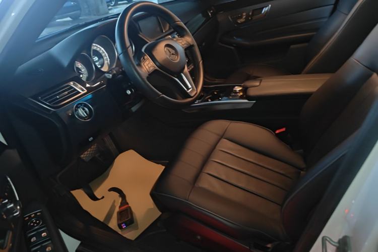 Used Mercedes-Benz E-Class 2015 E 260 L Sport Edition Left Front Seat