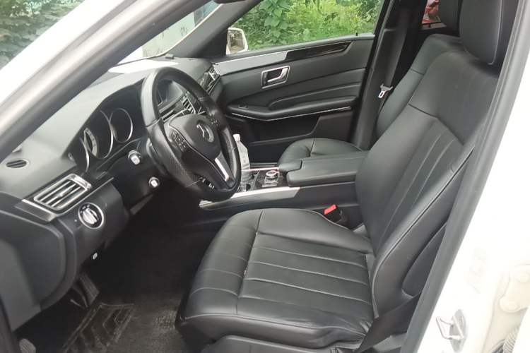 Used Mercedes-Benz E-Class 2015 Revised E 180 L Sport Edition Left Front Seat
