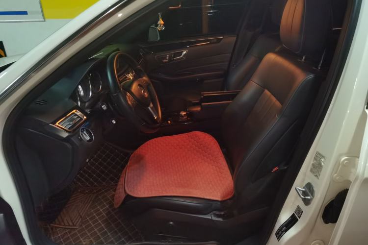 Used Mercedes-Benz E-Class 2015 E 260 L Sport & Fashion Model Left Front Seat