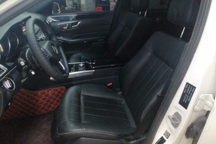 Used Mercedes-Benz E-Class 2015 E 260 L Sport & Fashion Model Left Front Seat
