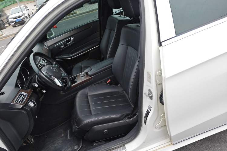 Used Mercedes-Benz E-Class 2015 Facelift E 200 L Left Front Seat