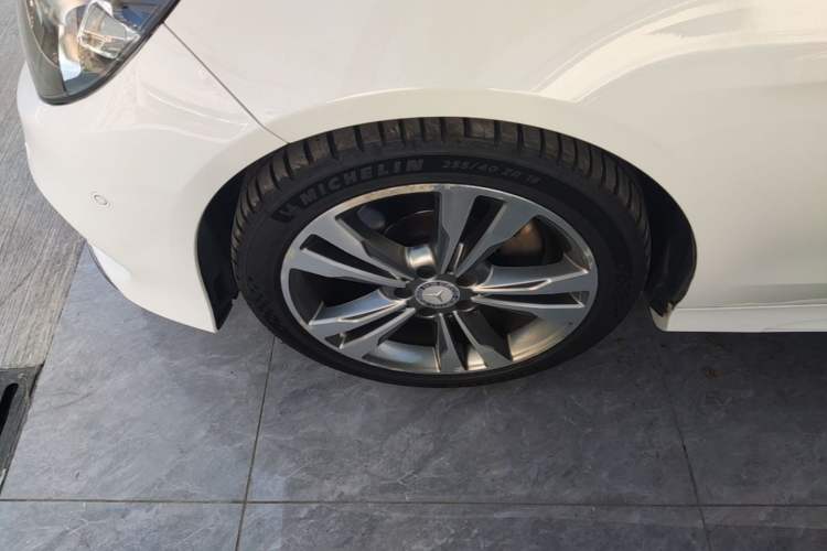 Used Mercedes-Benz E-Class 2015 Restyled E 260 L Sport Edition Left Front Wheel Hub