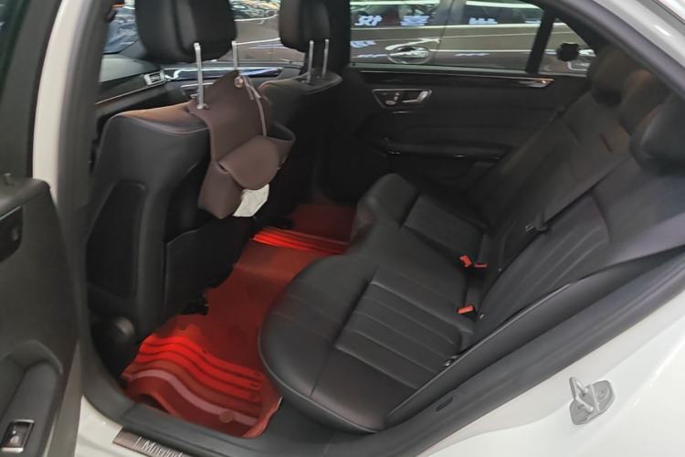 Used Mercedes-Benz E-Class 2015 E 260 L Sport Edition Left Rear Seat