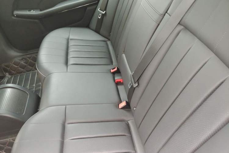 Used Mercedes-Benz E-Class 2015 Facelift E 200 L Sport Edition Left Rear Seat