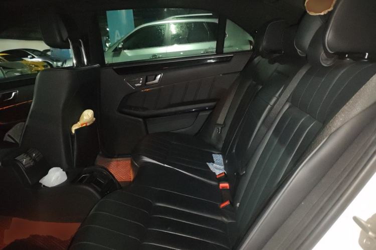 Used Mercedes-Benz E-Class 2015 E 260 L Sport Luxury Model Left Rear Seat