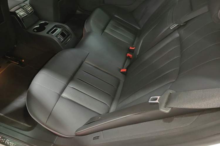 Used Mercedes-Benz E-Class 2015 Restyled E 260 L Sport Edition Left Rear Seat