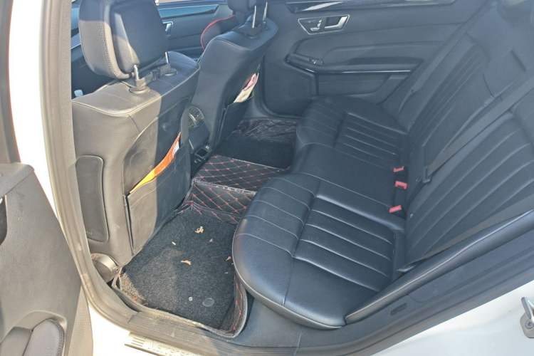 Used Mercedes-Benz E-Class 2015 E 260 L Sport Edition Left Rear Seat