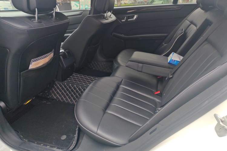 Used Mercedes-Benz E-Class 2015 E 200 L Sport Edition Left Rear Seat