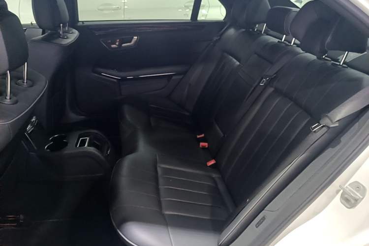 Used Mercedes-Benz E-Class 2015 Restyled E 260 L Sport Edition Left Rear Seat