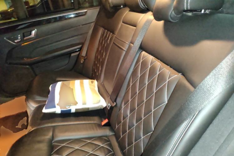 Used Mercedes-Benz E-Class 2015 E 260 L Sport Edition Left Rear Seat