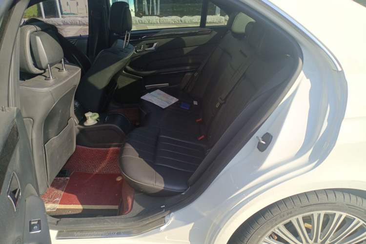 Used Mercedes-Benz E-Class 2015 Restyled E 260 L Sport Edition Left Rear Seat