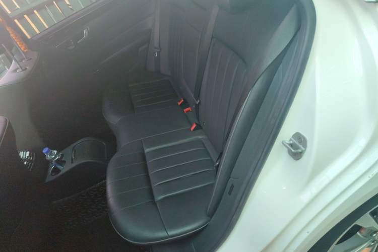 Used Mercedes-Benz E-Class 2015 Restyled E 260 L Sport Edition Left Rear Seat