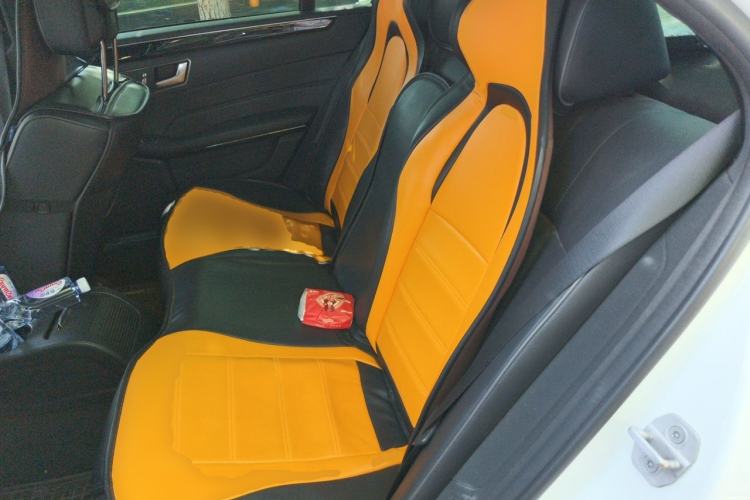 Used Mercedes-Benz E-Class 2015 E 260 L Sport & Fashion Model Left Rear Seat