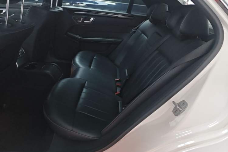 Used Mercedes-Benz E-Class 2015 Facelift E 200 L Sport Edition Left Rear Seat