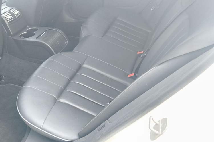 Used Mercedes-Benz E-Class 2015 Restyled E 260 L Sport Edition Left Rear Seat