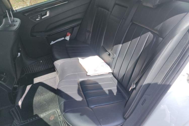 Used Mercedes-Benz E-Class 2015 E 260 L Sport Edition Left Rear Seat