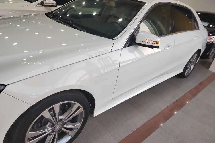 Used Mercedes-Benz E-Class 2015 E 260 L Sport Edition Left Side
