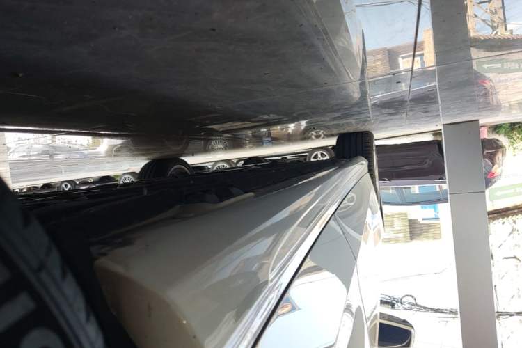 Used Mercedes-Benz E-Class 2015 Restyled E 260 L Sport Edition Left Side Sill