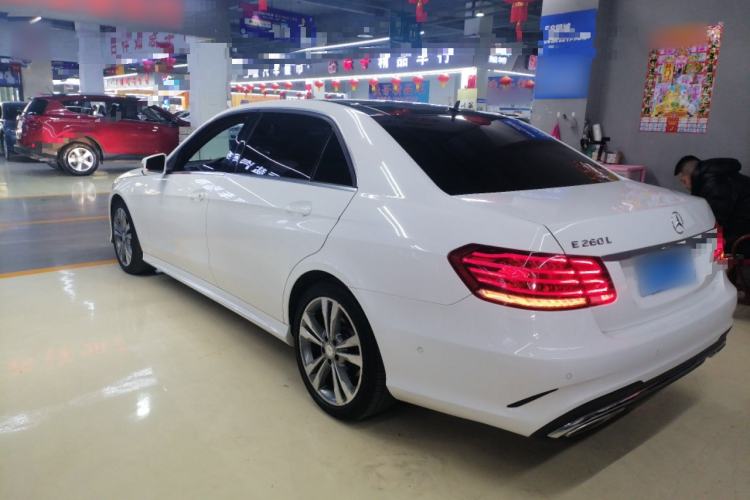 Used Mercedes-Benz E-Class 2015 E 260 L Sport & Fashion Model Left Side