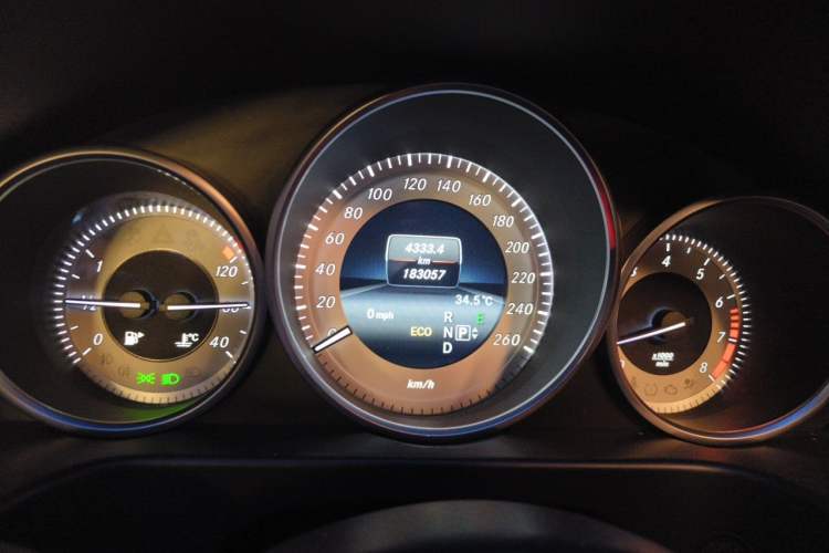 Used Mercedes-Benz E-Class 2015 Revised E 260 L Sporty and Stylish Edition Odometer Close Up