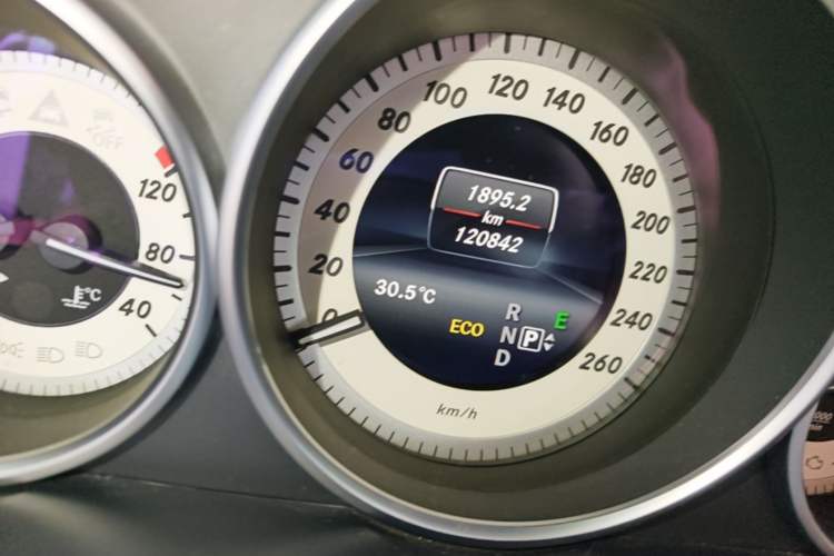 Used Mercedes-Benz E-Class 2015 E 260 L Sport Luxury Model Odometer Close Up