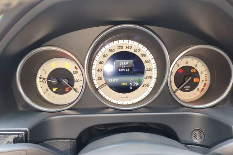 Used Mercedes-Benz E-Class 2015 Restyled E 260 L Sport Edition Odometer Close Up