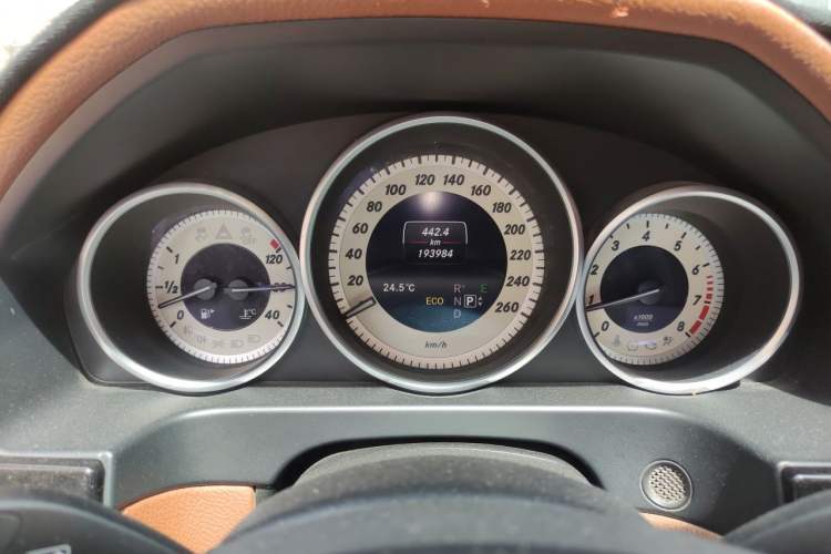 Used Mercedes-Benz E-Class 2015 Revised E 180 L Sport Edition Odometer Close Up