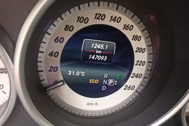 Used Mercedes-Benz E-Class 2015 Revised E 180 L Sport Edition Odometer Close Up