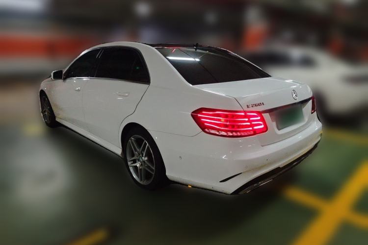 Used Mercedes-Benz E-Class 2015 E 260 L Sport & Fashion Model Rear Left 45 Deg