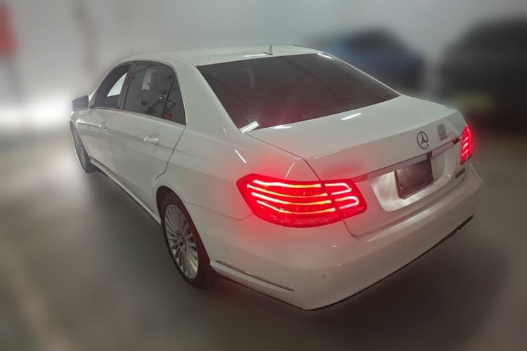 Used Mercedes-Benz E-Class 2015 E 200 L Rear Left 45 Deg