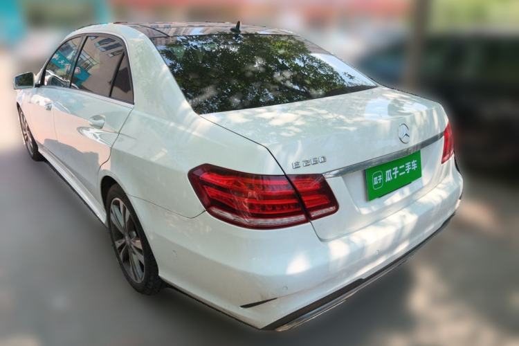 Used Mercedes-Benz E-Class 2015 E 260 L Sport & Fashion Model Rear Left 45 Deg