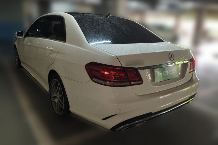 Used Mercedes-Benz E-Class 2015 E 260 L Sport & Fashion Model Rear Left 45 Deg