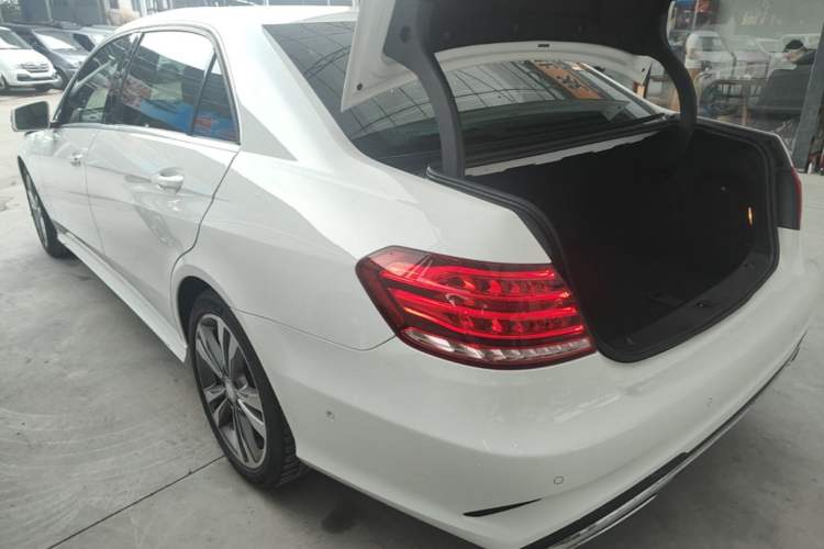 Used Mercedes-Benz E-Class 2015 E 260 L Sport Edition Rear Left 45 Deg