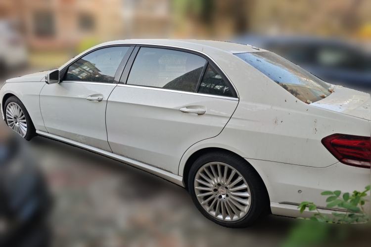 Used Mercedes-Benz E-Class 2015 E 200 L Rear Left 45 Deg