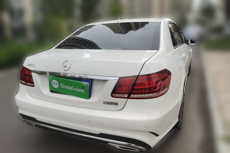 Used Mercedes-Benz E-Class 2015 Facelift E 200 L Sport Edition Rear Right 45 Deg