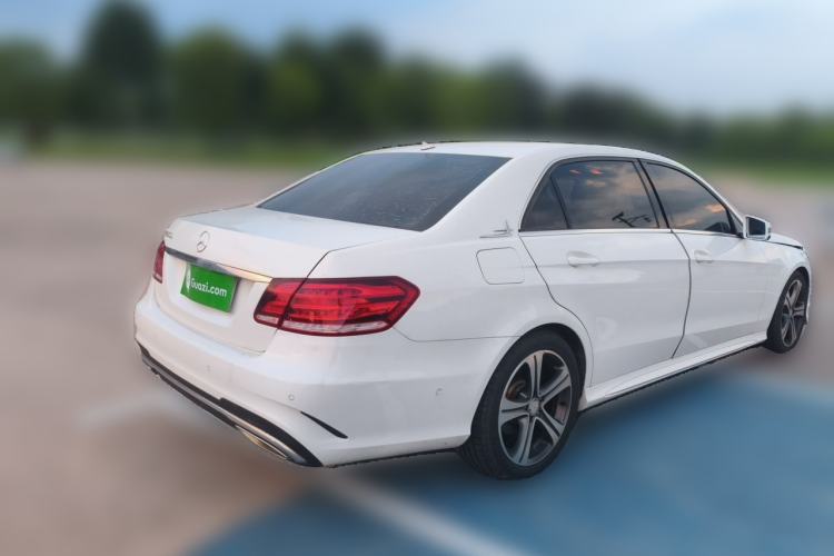 Used Mercedes-Benz E-Class 2015 Facelift E 200 L Sport Edition Rear Right 45 Deg
