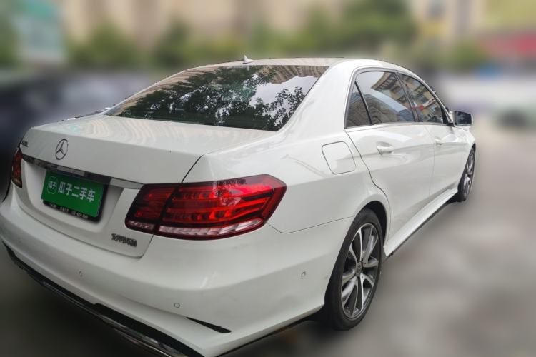 Used Mercedes-Benz E-Class 2015 Facelift E 200 L Sport Edition Rear Right 45 Deg