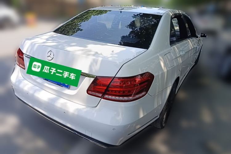 Used Mercedes-Benz E-Class 2015 E 200 L Rear Right 45 Deg