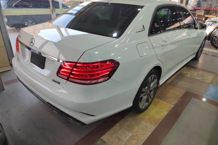 Used Mercedes-Benz E-Class 2015 E 260 L Sport Edition Rear Right 45 Deg
