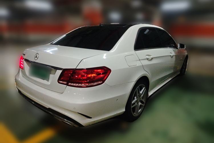 Used Mercedes-Benz E-Class 2015 E 260 L Sport & Fashion Model Rear Right 45 Deg