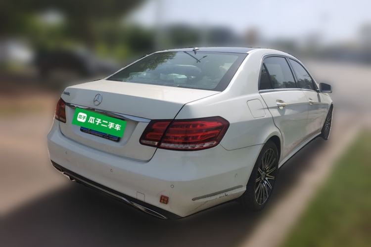 Used Mercedes-Benz E-Class 2015 E 200 L Rear Right 45 Deg