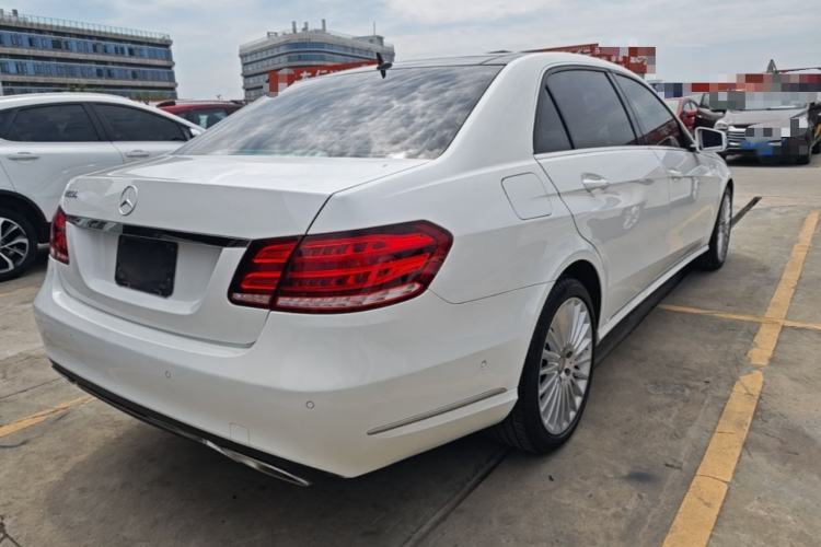 Used Mercedes-Benz E-Class 2015 Facelift E 200 L Rear Right 45 Deg