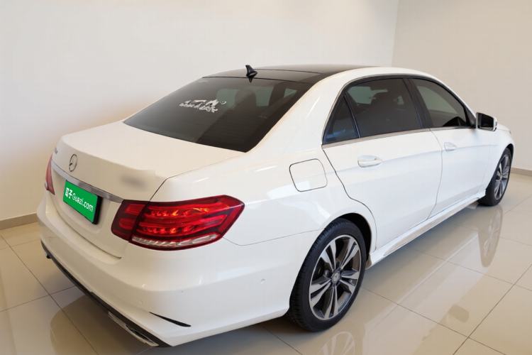 Used Mercedes-Benz E-Class 2015 Facelift E 200 L Sport Edition Rear Right 45 Deg