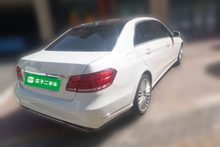 Used Mercedes-Benz E-Class 2015 E 200 L Rear Right 45 Deg