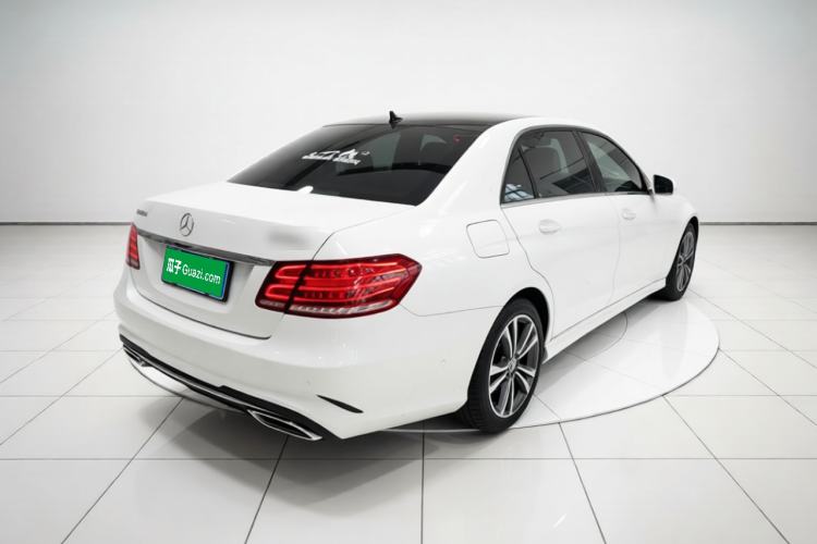 Used Mercedes-Benz E-Class 2015 Facelift E 200 L Sport Edition Rear Right 45 Deg