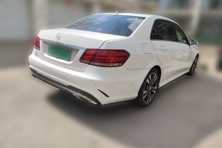 Used Mercedes-Benz E-Class 2015 E 260 L Sport Edition Rear Right 45 Deg