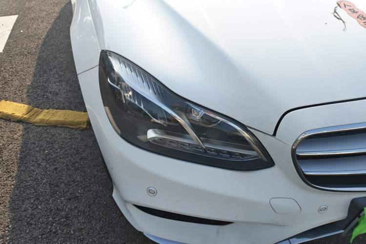 Used Mercedes-Benz E-Class 2015 E 260 L Sport Edition Right Front Headlight