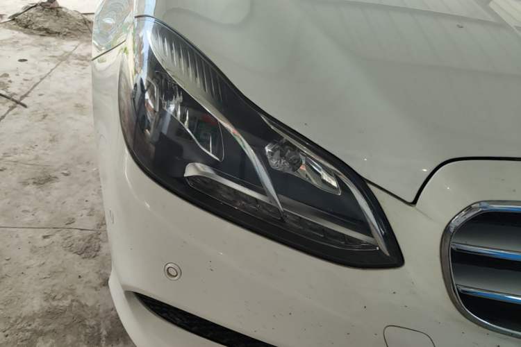 Used Mercedes-Benz E-Class 2015 Restyled E 260 L Sport Edition Right Front Headlight