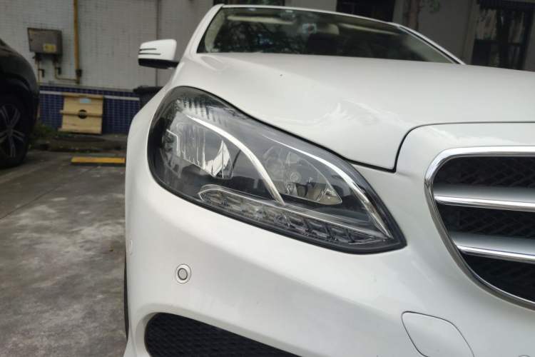 Used Mercedes-Benz E-Class 2015 Facelift E 200 L Sport Edition Right Front Headlight
